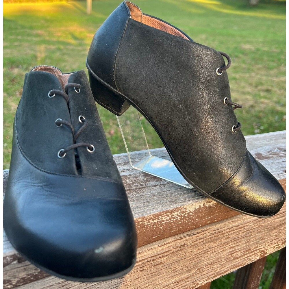 Aetrex Leather & Suede Ankle Boots Whimsical Boho Vintage Inspired size 9-9.5